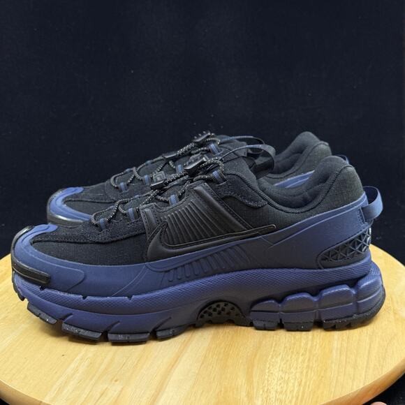 Nike Zoom Vomero Roam Size 10.5W/ 9M HQ2181-400 Midnight Navy/Black Sneakers main image 9
